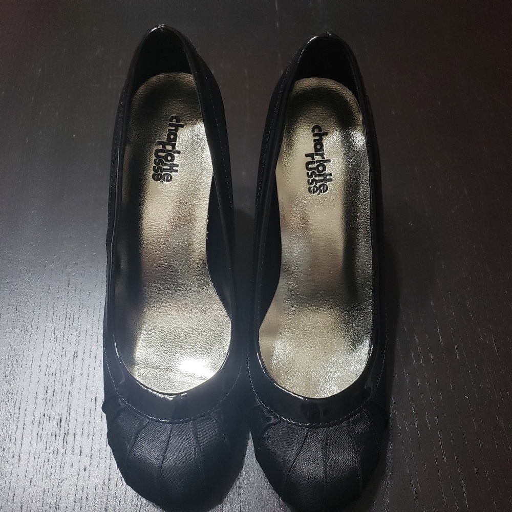 🆕️ Charlotte Russe Satin Black Heel